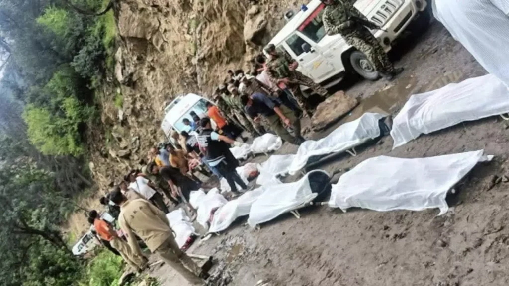 किश्तवाड़ में बादल फटने से तबाही