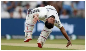 2451251-rishabh-pant-backflip