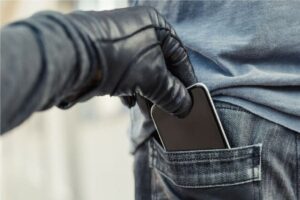 stolen-mobile-phone