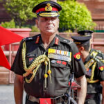 कौन हैं लेफ्टिनेंट जनरल धीरज सेठ? भारतीय सेना के नए प्रमुख, चार दशक के अनुभव के साथ संभालेंगे कमान