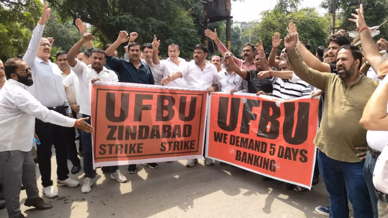 6aa3d6a9c647a-bank-employees-strike-112336773-16x9