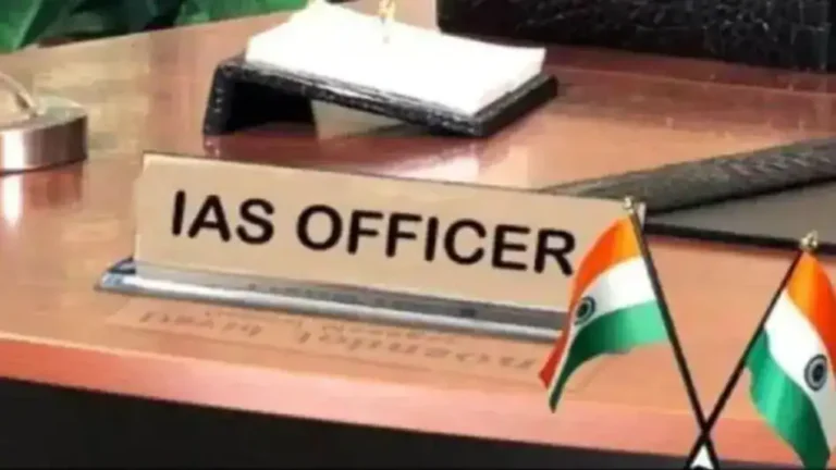 6aa78f9b35915-up-administrative-reshuffle-14-ias-34-pcs-officers-transfer-140930198-16x9